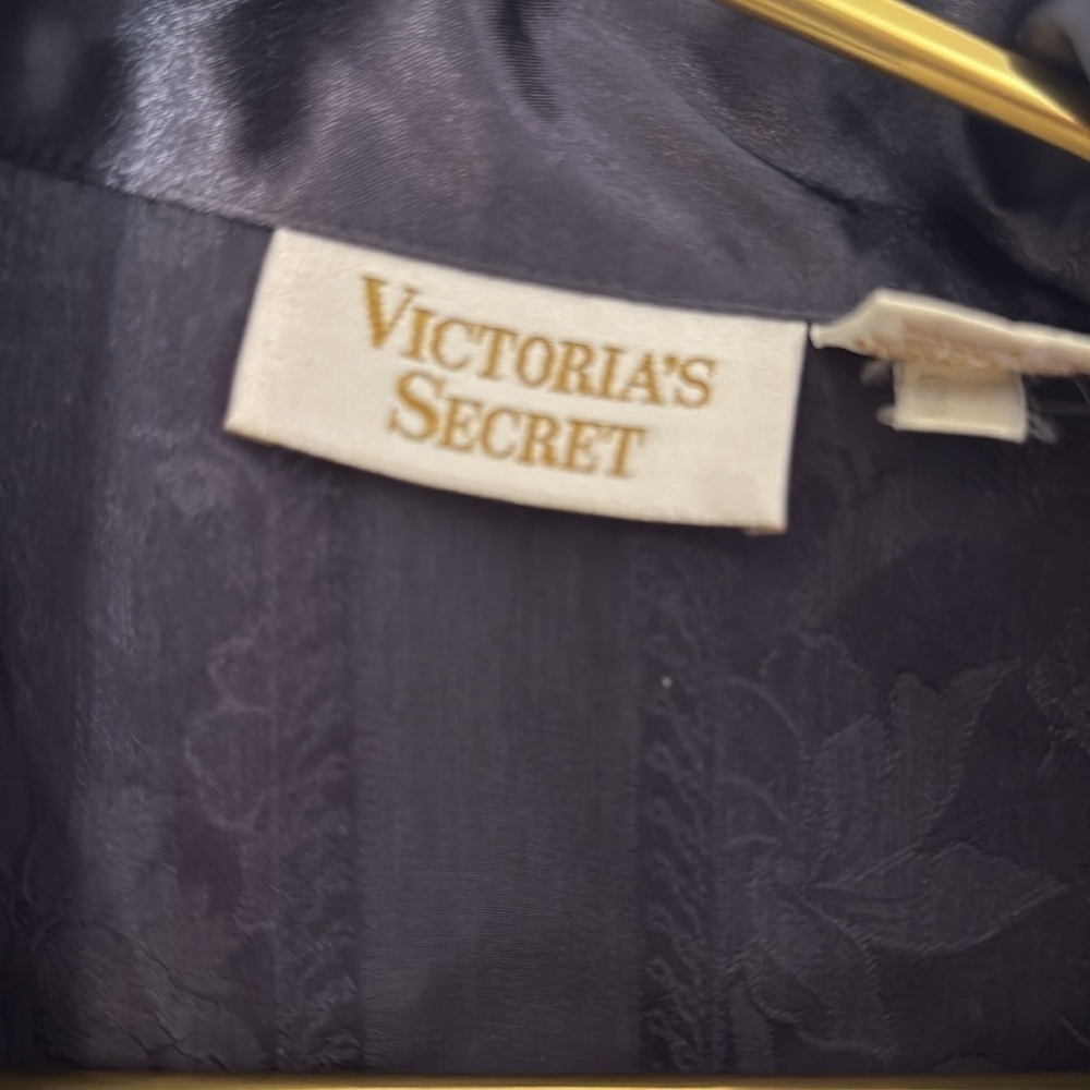 Vintage Victoria's Secret Gold Label Dark Gray Sleep Shirt with Covered Buttons - Picture 3 of 8